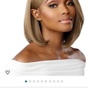 Ash blonde bob by Sensationnel